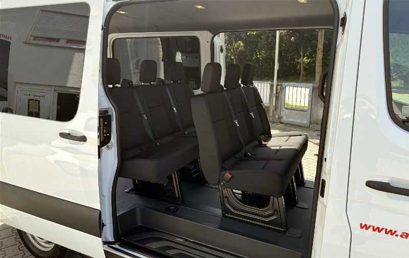 Mercedes Sprinter 9-Sitzer